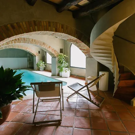 Country house El Munt *