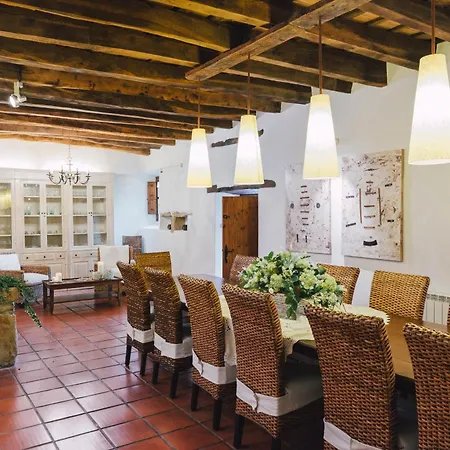 Country house El Munt