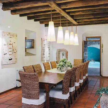 Country house El Munt