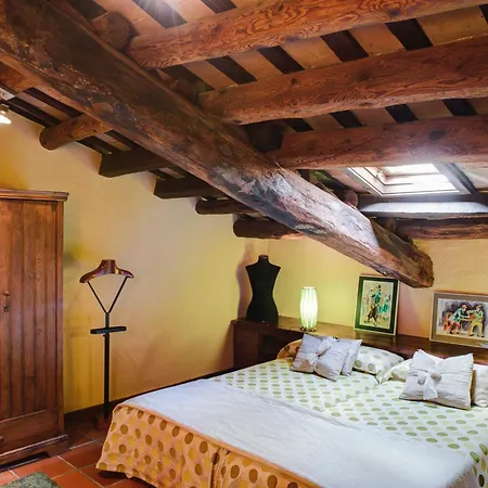 Country house El Munt *
