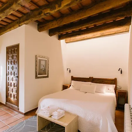 Country house El Munt